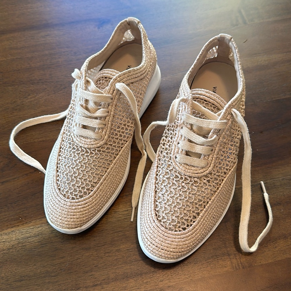 Via Spiga woven women’s sneaker size 7